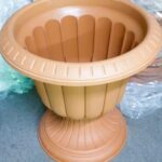 ROUND FLOWER STYLE POT .60 CM HEIGHT.